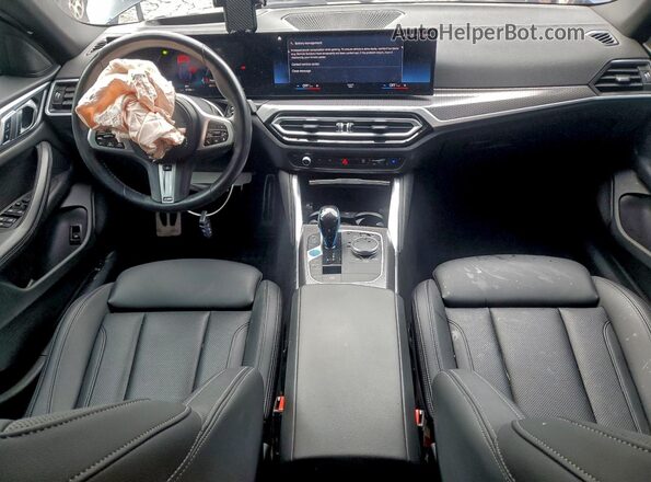 WBY73AW00NFN24240 2022 BMW I4 Blue Vista del salpicadero