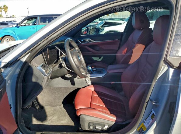 WBY73AW04NFN15170 2022 BMW I4 Gray Front interior view