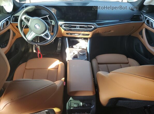 WBY73AW09RFS88497 2024 BMW I4 Green Առջևի վահանակի տեսք