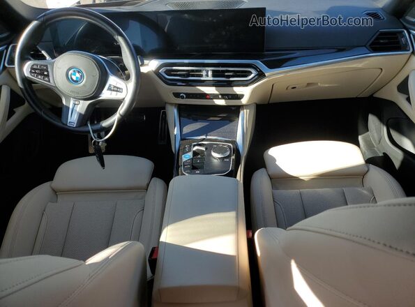 WBY83FB05RFR88864 2024 BMW I4 White Vista del salpicadero