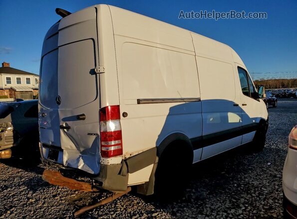 WD3PE7CD8JP620251 2018 MERCEDES-BENZ SPRINTER White 
