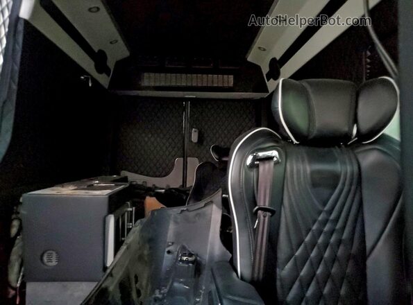 WD4PE7CD1HP543230 2017 MERCEDES-BENZ SPRINTER Black Widok wnętrza z tyłu