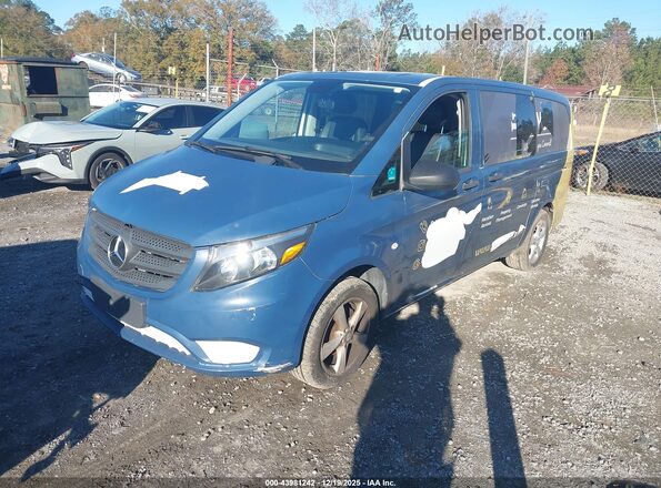 WD4PG2EE9H3295741 2017 MERCEDES-BENZ METRIS Light Blue Vista tres cuartos delantera izquierda