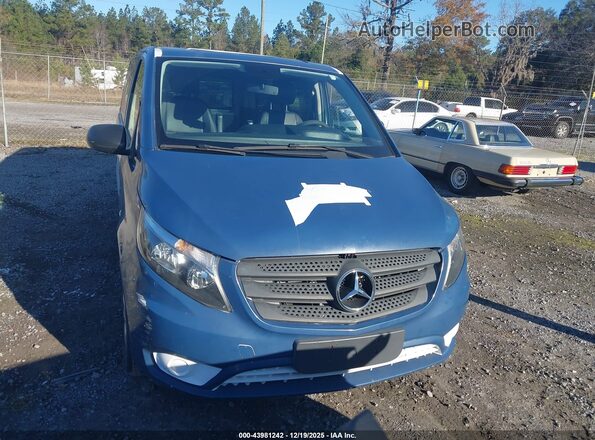 WD4PG2EE9H3295741 2017 MERCEDES-BENZ METRIS Light Blue Vista del cuadro de instrumentos