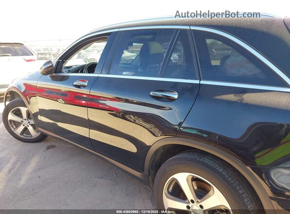WDC0G4JB2HF141187 2017 MERCEDES-BENZ GLC 300 Black 360 interior view