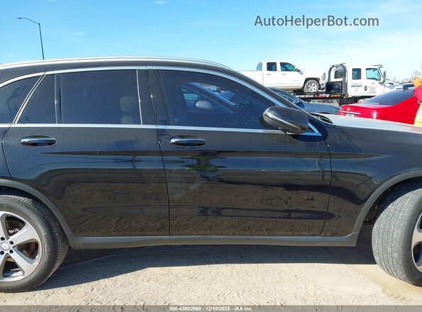 WDC0G4JB2HF141187 2017 MERCEDES-BENZ GLC 300 Black Rear interior view