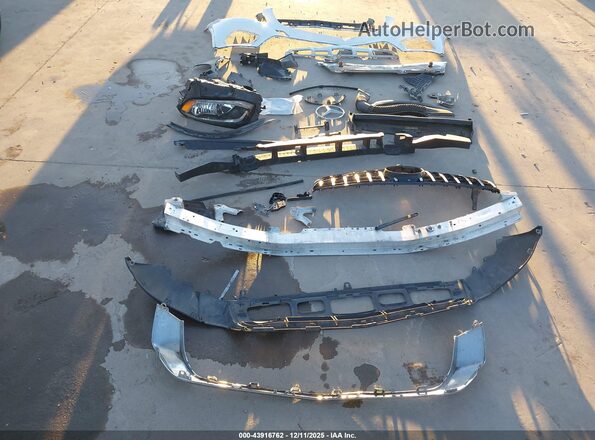 WDC0G4JB5GF083140 2016 MERCEDES-BENZ GLC 300 Белый Вид щитка приборов