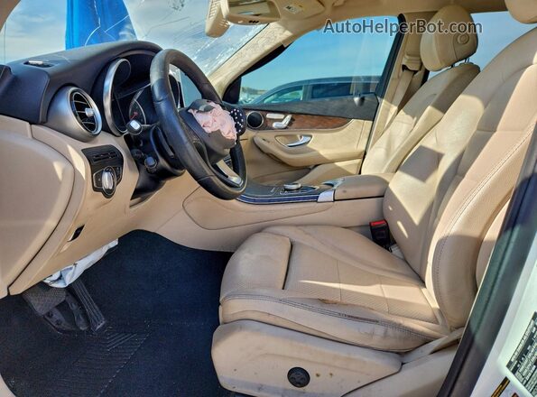 WDC0G4JB9K1000699 2019 MERCEDES-BENZ GLC-CLASS Белый Вид салона спереди