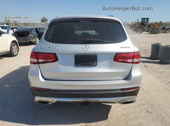 WDC0G4KB2GF086950 2016 MERCEDES-BENZ GLC-CLASS Silver Widok z tyłu