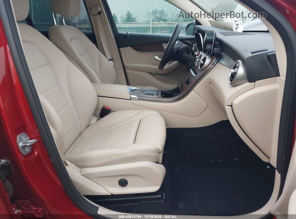 WDC0G8EB7LF746428 2020 MERCEDES-BENZ GLC 300 Red Vista interior delantera