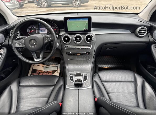 WDC0J4KB4HF247799 2017 MERCEDES-BENZ GLC 300 COUPE White Widok z przodu