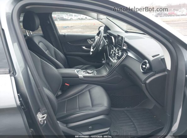 WDC0J4KB9JF296017 2018 MERCEDES-BENZ GLC 300 COUPE Серый Вид салона спереди