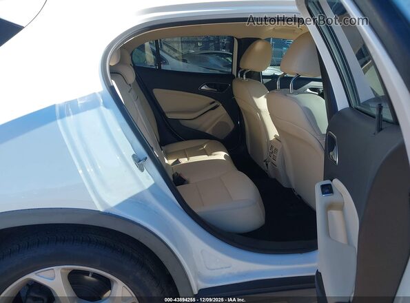 WDCTG4EB0KU005408 2019 MERCEDES-BENZ GLA 250 White VIN sticker view