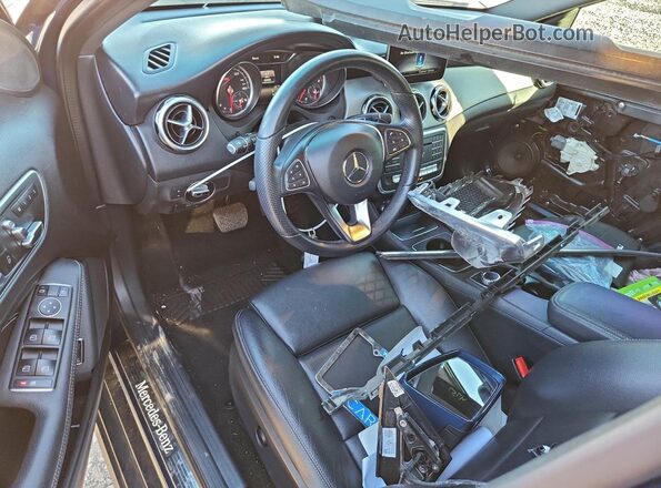 WDCTG4EB0LJ688360 2020 MERCEDES-BENZ GLA Blue წინა პანელის ხედი