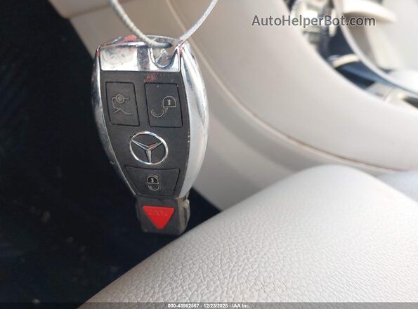 WDCTG4EB6GJ261187 2016 MERCEDES-BENZ GLA 250 White Вид панелі приладів