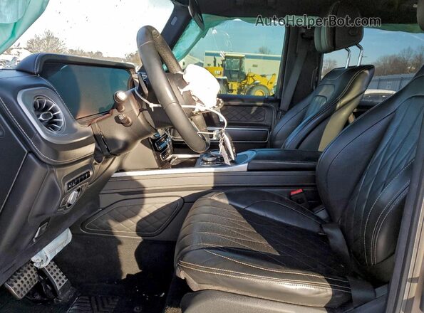WDCYC6BJ2LX339741 2020 MERCEDES-BENZ G-CLASS Tan Front interior view