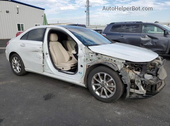 WDD3G4EB7LW039685 2020 MERCEDES-BENZ A White Передня права чверть