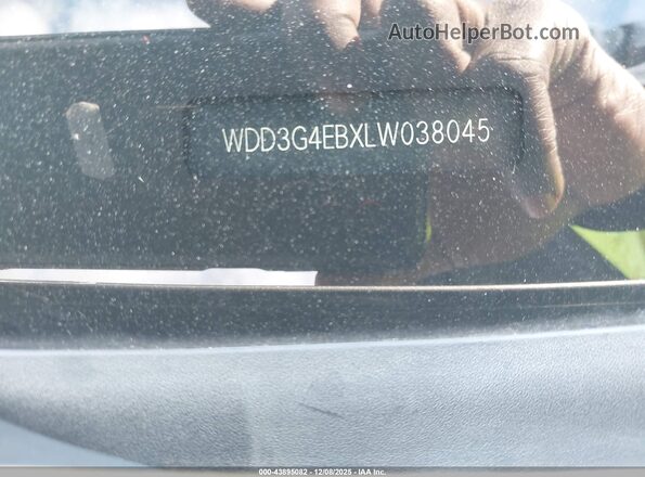 WDD3G4EBXLW038045 2020 MERCEDES-BENZ A 220 Gold Engine compartment view