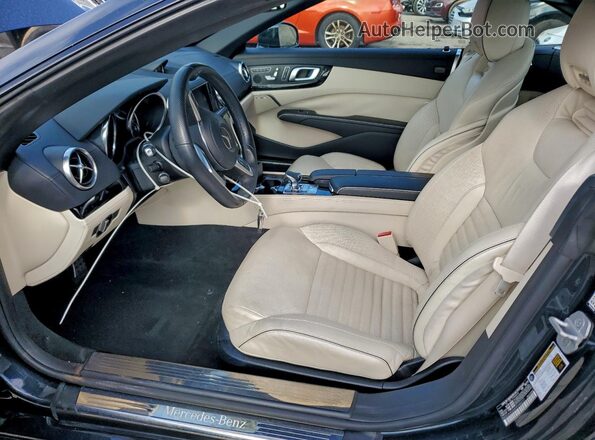WDDJK6GA8HF048277 2017 MERCEDES-BENZ SL Black წინა სალონის ხედი