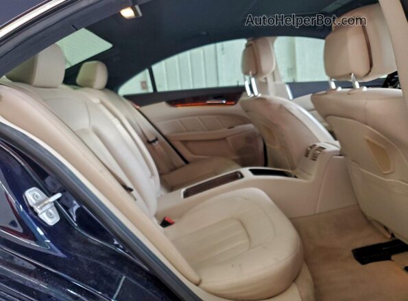 WDDLJ6FB8GA175452 2016 MERCEDES-BENZ CLS-CLASS Blue Vista de los asientos traseros