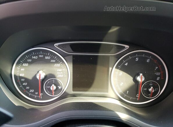 WDDMH4EB6HJ439274 2017 MERCEDES-BENZ B-CLASS White Instrument cluster view