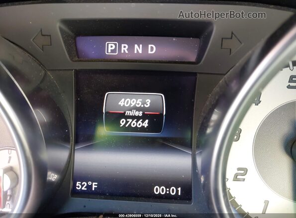 WDDPK3JA0GF115115 2016 MERCEDES-BENZ SLK 300 Red Հետևի նստատեղերի տեսք