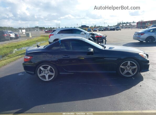 WDDPK3JA4GF121824 2016 MERCEDES-BENZ SLK 300 Black Vista del cuadro de instrumentos