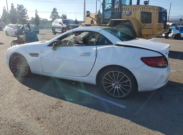 WDDPK3JA8JF150380 2018 MERCEDES-BENZ SLC White 