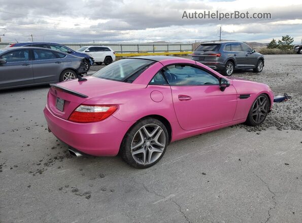 WDDPK3JAXGF117647 2016 MERCEDES-BENZ SLK Pink Trasero derecho