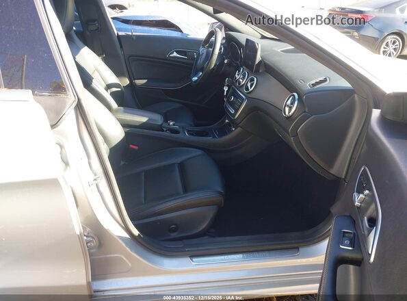 WDDSJ4EB4KN734403 2019 MERCEDES-BENZ CLA 250 Silver 