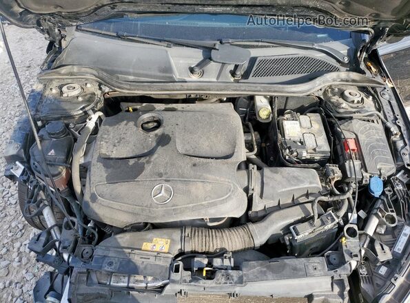 WDDSJ4EB5JN560078 2018 MERCEDES-BENZ CLA-CLASS Black Вид задньої частини салону