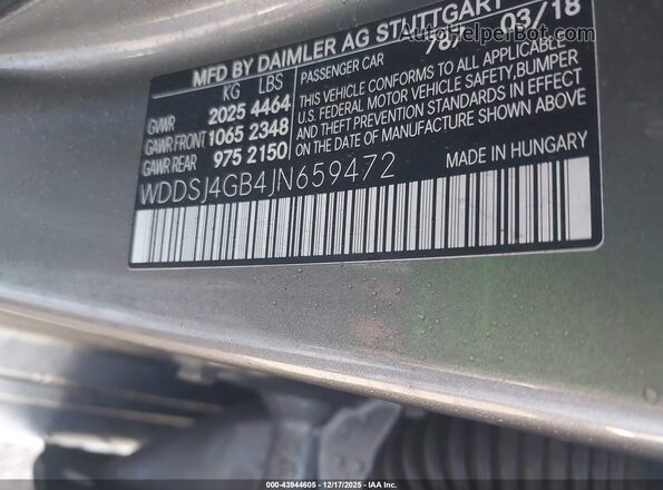 WDDSJ4GB4JN659472 2018 MERCEDES-BENZ CLA 250 Gray Vista del compartimento del motor