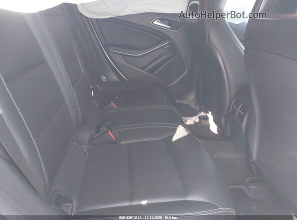 WDDSJ4GB6HN422301 2017 MERCEDES-BENZ CLA 250 Cream VIN კოდის სტიკერის ხედი