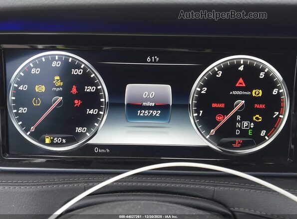 WDDUG8CB8GA214690 2016 MERCEDES-BENZ S-CLASS White Vista de los asientos traseros