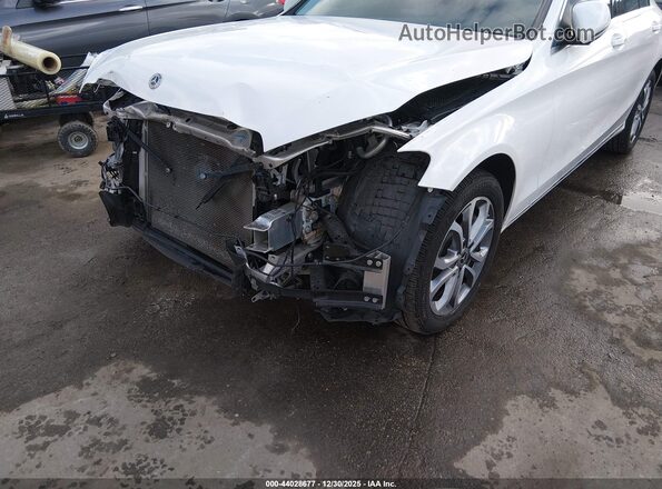 WDDWF4KB0JR319142 2018 MERCEDES-BENZ C-CLASS White 