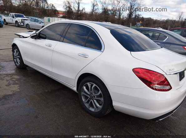 WDDWF4KB0JR319142 2018 MERCEDES-BENZ C-CLASS White 