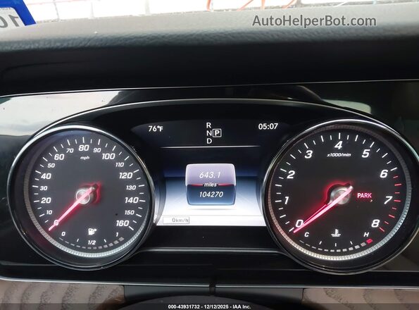 WDDZF4JB1JA311550 2018 MERCEDES-BENZ E-CLASS Blue Widok tylnych siedzeń