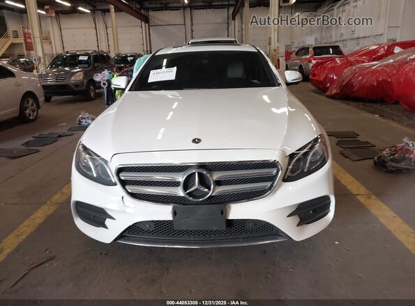 WDDZF4JB3KA530494 2019 MERCEDES-BENZ E-CLASS White Vista del cuadro de instrumentos