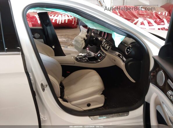 WDDZF4JB3KA530494 2019 MERCEDES-BENZ E-CLASS White Vista interior delantera