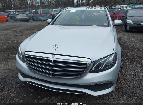 WDDZF4JB4HA079309 2017 MERCEDES-BENZ E-CLASS Gray ხელსაწყოთა პანელის ხედი