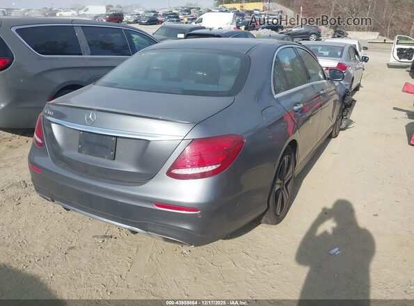 WDDZF4JB9JA374055 2018 MERCEDES-BENZ E-CLASS Серый 