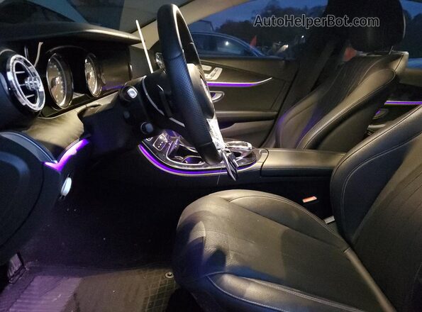 WDDZF4KB6HA152887 2017 MERCEDES-BENZ E Белый Вид салона спереди
