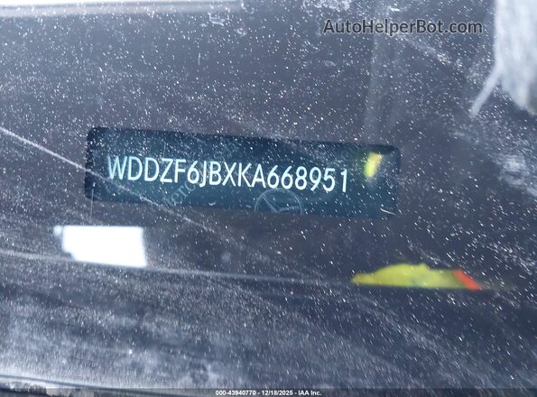WDDZF6JBXKA668951 2019 MERCEDES-BENZ E-CLASS Gray Vista del compartimento del motor