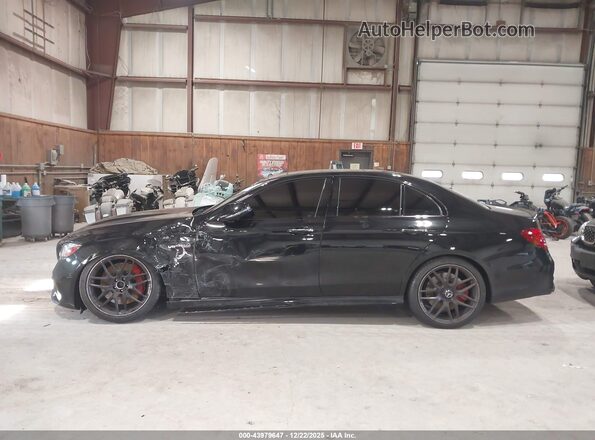 WDDZF8KB4KA575918 2019 MERCEDES-BENZ AMG E 63 Черный Панорамный вид салона 360°