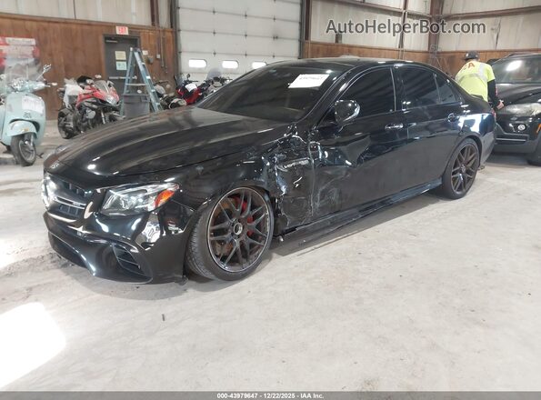 WDDZF8KB4KA575918 2019 MERCEDES-BENZ AMG E 63 Черный Передняя левая четверть