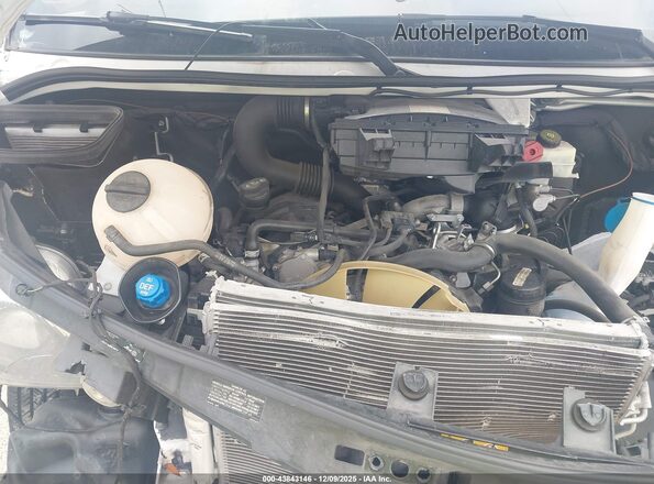 WDYPE8CD2JP627180 2018 FREIGHTLINER SPRINTER 2500 Gray Vista trasera