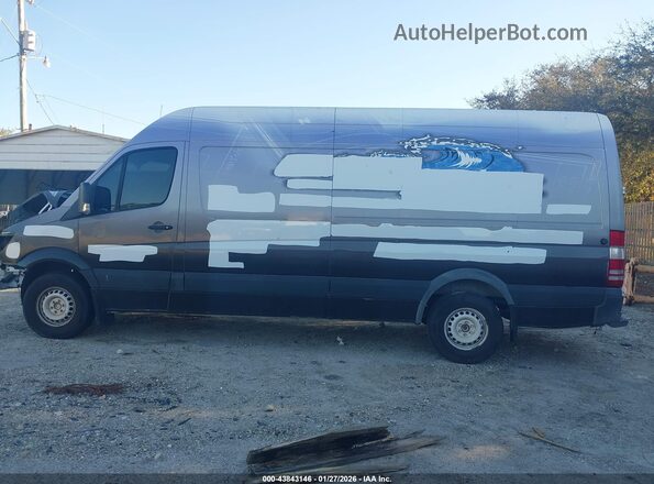 WDYPE8CD2JP627180 2018 FREIGHTLINER SPRINTER 2500 Gray 