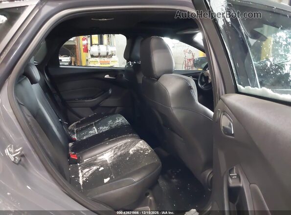 WF0DP3TH1G4115741 2016 FORD FOCUS RS Gray Vista de la etiqueta del VIN