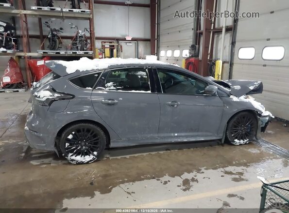 WF0DP3TH1G4115741 2016 FORD FOCUS RS Gray Vista interior trasera