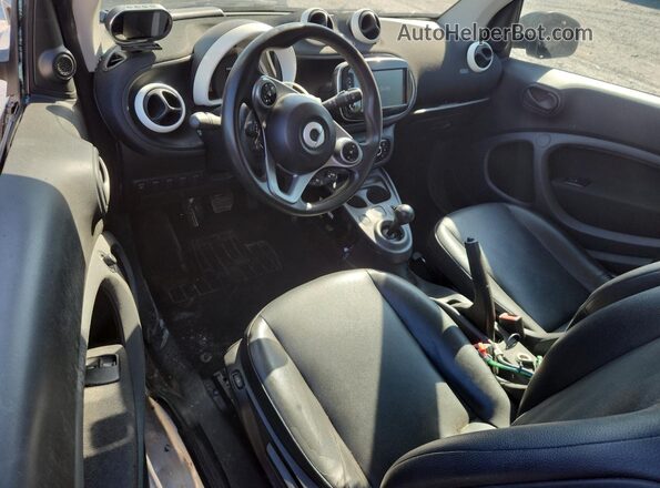 WMEFJ5DA7GK137783 2016 SMART FORTWO White Widok deski rozdzielczej